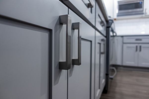 Cost of Hardware Mounting in Fort Mill