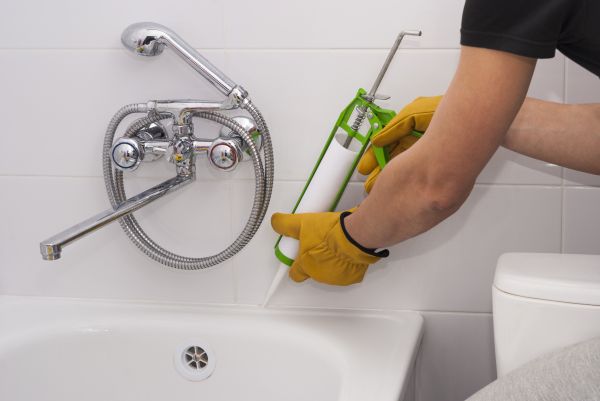 Cost of Bathtub Caulking in Fort Mill