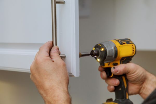 Cabinet Knob Installation Service